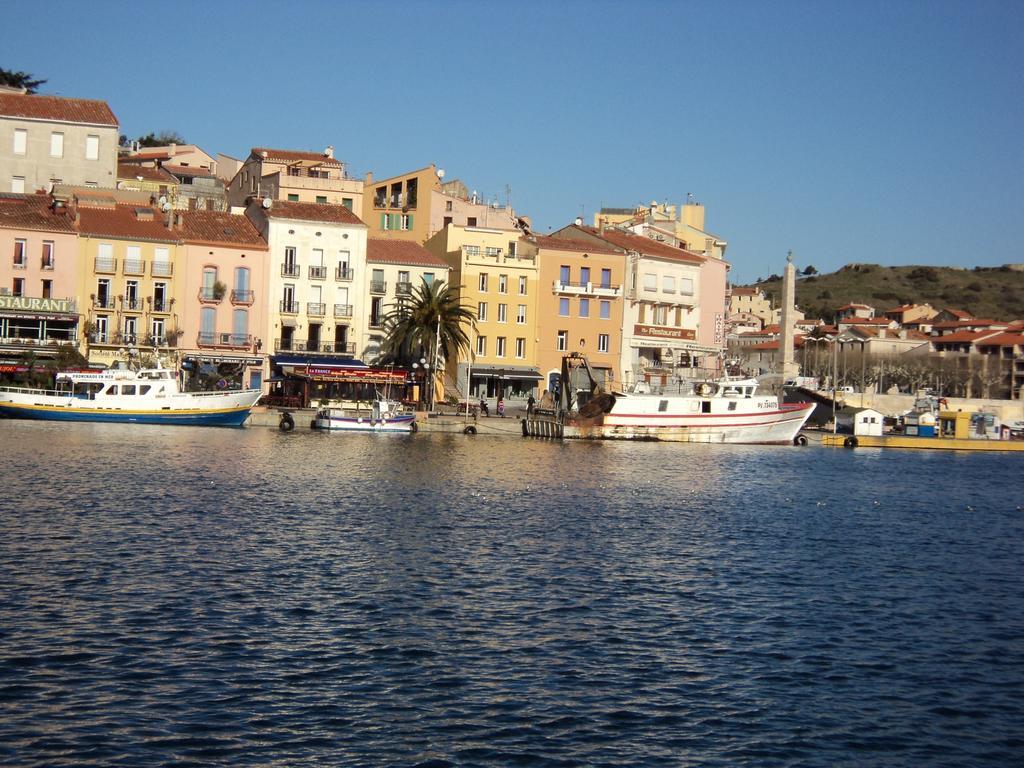 Appartement La Mediterranee Vue Sur Mer Plein Soleil 3 Climatisations Reversibles Port Vendres Cameră foto
